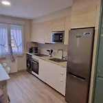 - A Dos Pasos De La Playa - 3 Hab - 2 Banos Apartamento Gijón