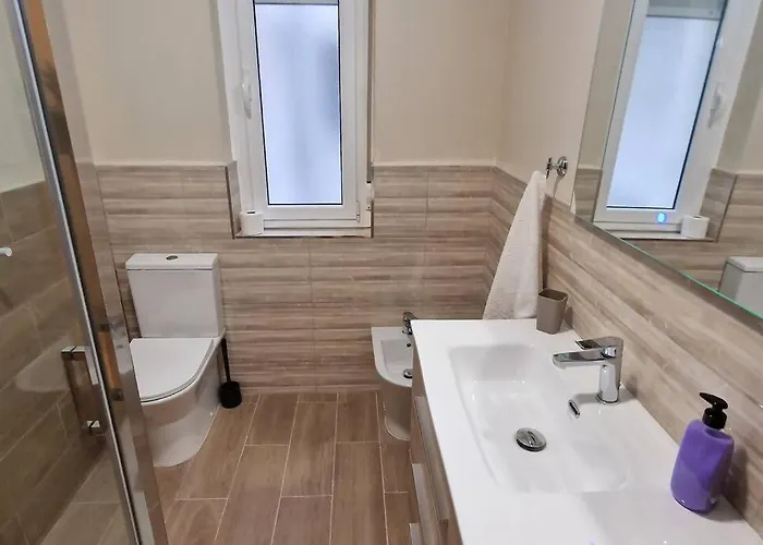 - A Dos Pasos De La Playa - 3 Hab - 2 Banos * Gijón